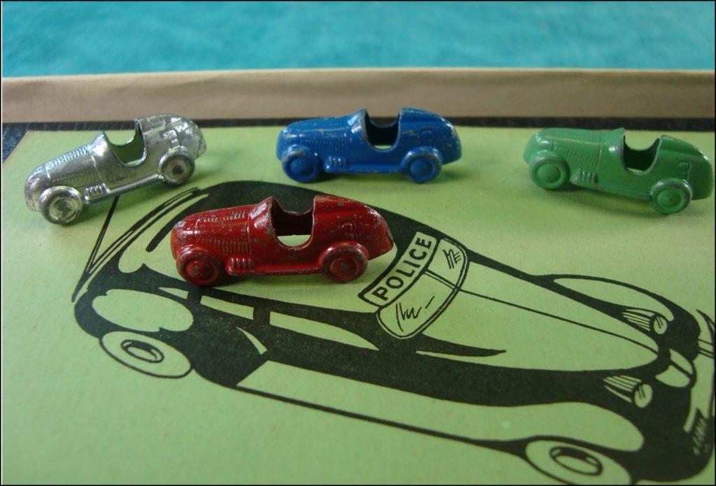  Parker brothers ; 1937 ; Calling all cars ; vintage car-themed board game ; ancien jeu de société automobile ; Antikes Brettspiel Thema Automobil Autospiel ; 