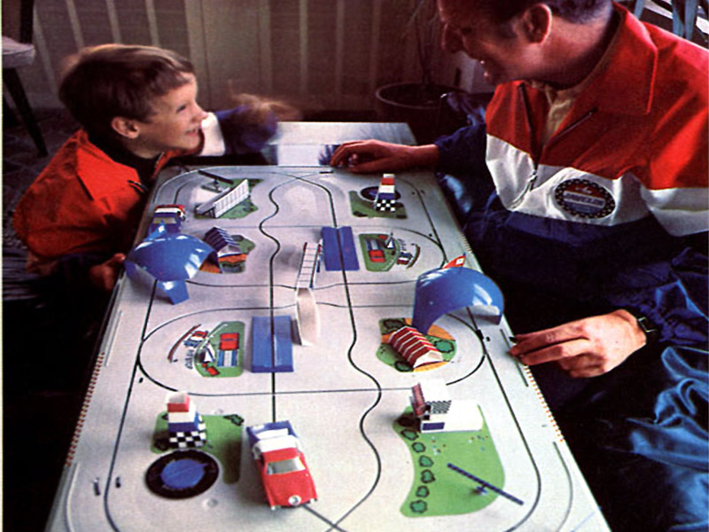 Brettspiel ; Board game ; Jeu de société ; Republic Tool ; slot cars ; 1969 ; Javelin Trans-Am Racing ;