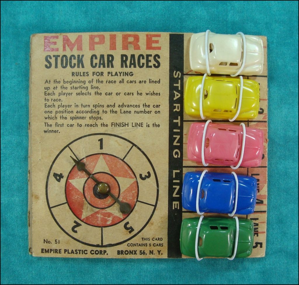  1945 ; 1950 ; Stock Car Races ; Empire Plastic Corp 51 ; vintage car-themed board game ; ancien jeu de société automobile ; Antikes Brettspiel Thema Automobil ; 